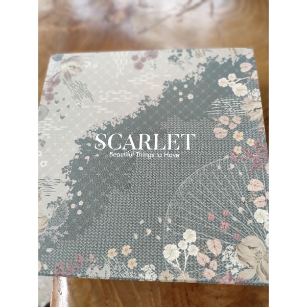 Scarlet Scarf by Heylocal.id