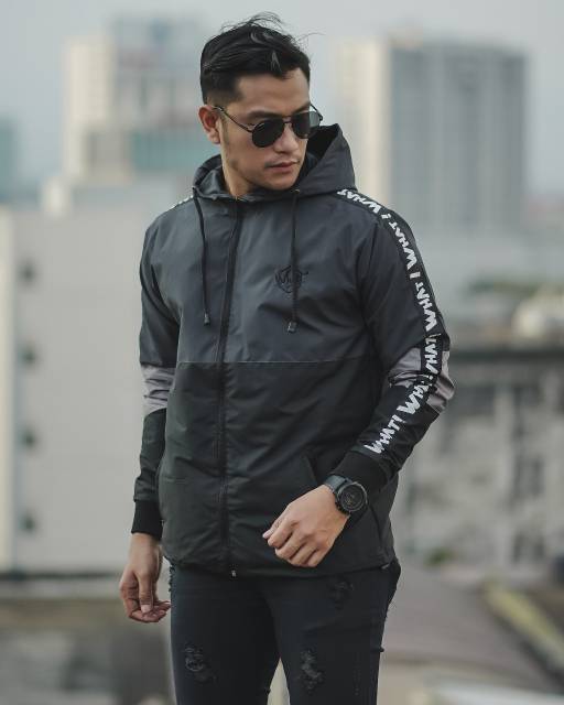 KMO JAKET PARASUT OUTDOOR PRIA KEREN / JAKET RUNNING