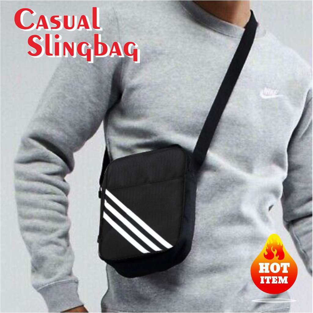 PEGE 8878 - Tas Selempang Pria Pege Kasual Slingbag Bahu Motif Sablon Garis