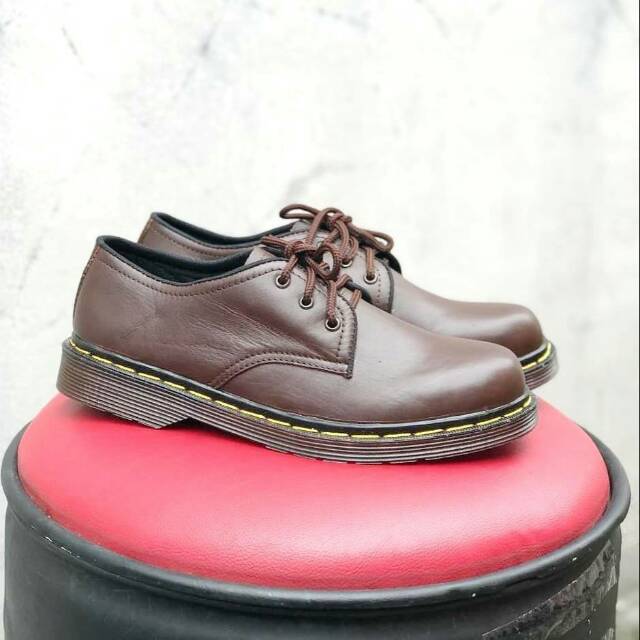 GRATIS ONGKIR ! SEPATU DOCKMART KULIT ASLI MADE IN ENGLAND