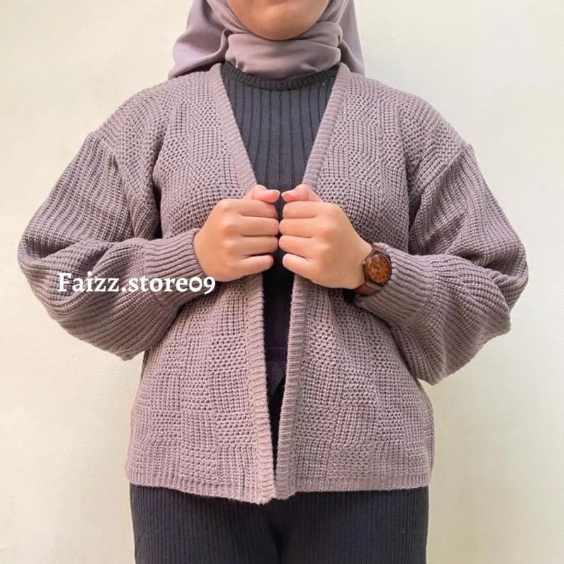 Cardigan Rajut OVERSIZE CROP CORAK KOTAK/Cardigan Rajut Wanita Tebal PREMIUM STORE09 MURAH