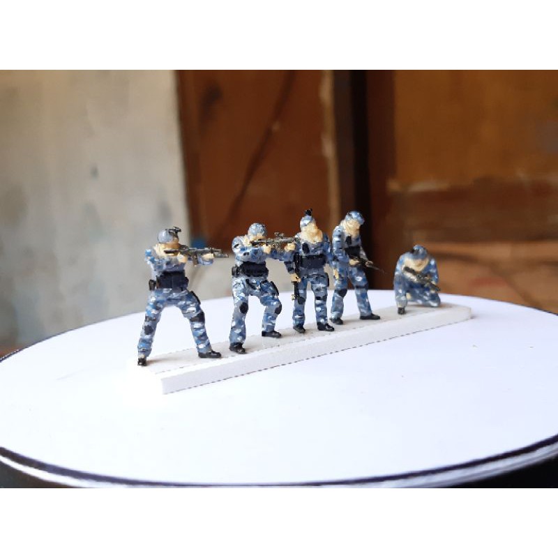 Figure set diorama 64