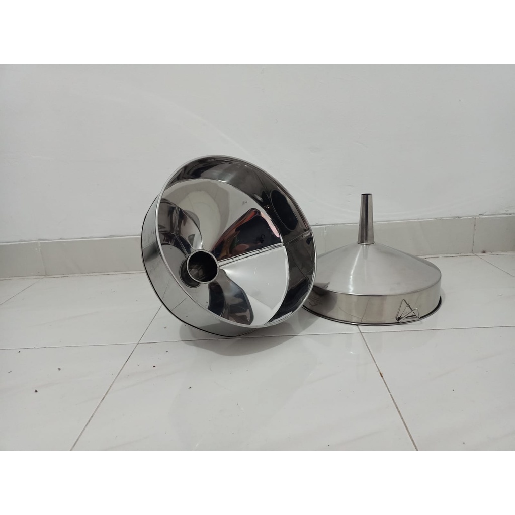 Corong Minyak Bahan Stainless Bbm