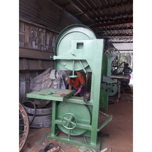 

Mesin bandsaw uter 50