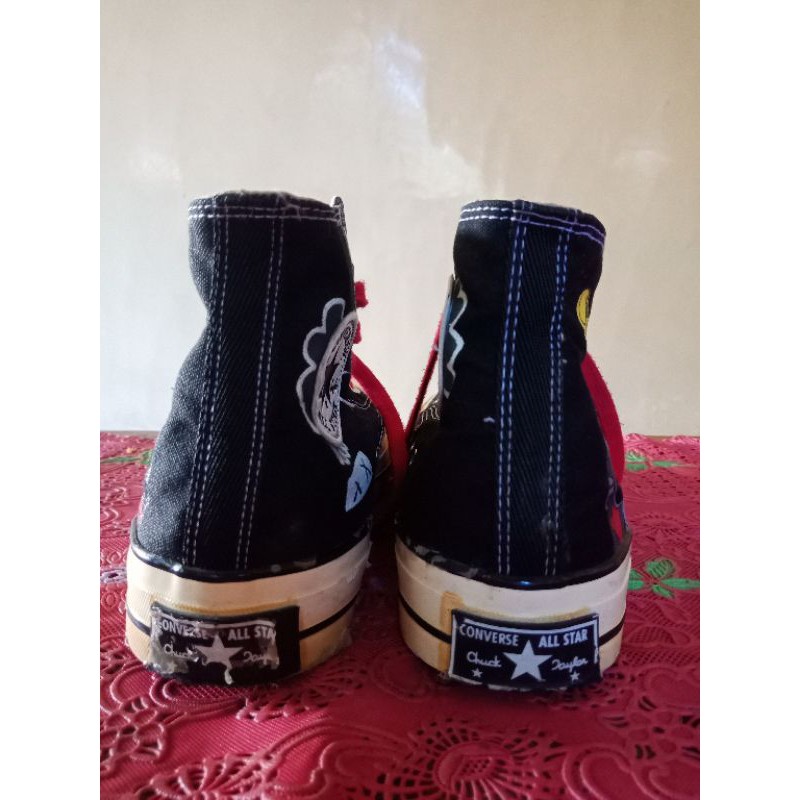

sepatuconversehigh