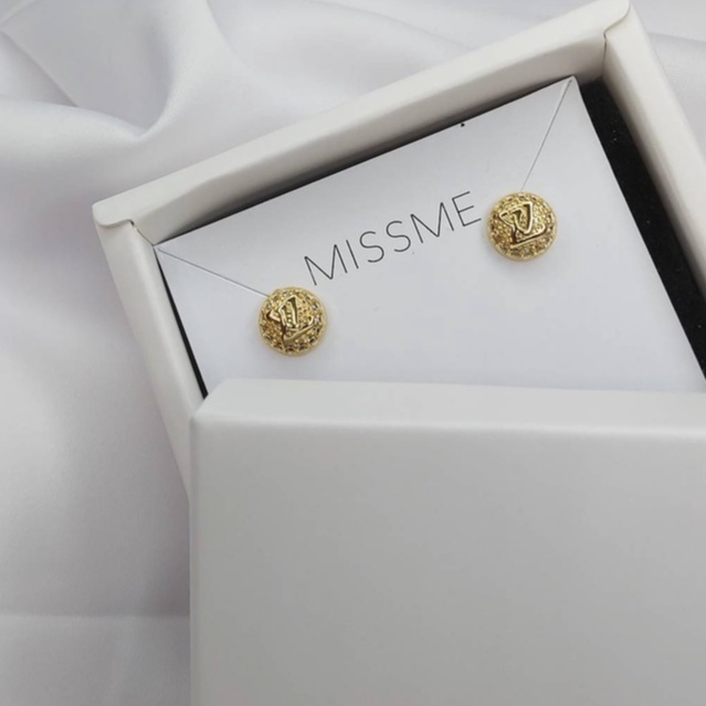 anting emas giwang titanium + box anti karat