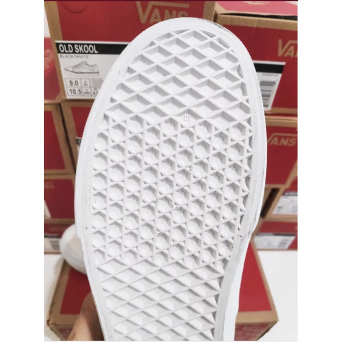 Sepatu Vans Authen All White  DT BNIB /  Sneakers Skateboard Urban