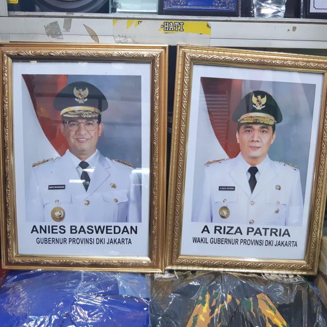 Termurah Bingkai Foto Gubernur Dan Wakil Gubernur Dki Ukuran 35 X 45 Cm