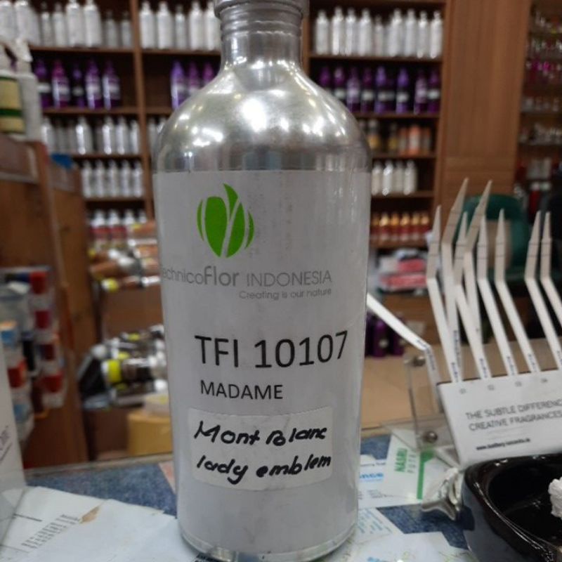 madame-lady emblem mont blanc-technicoflor