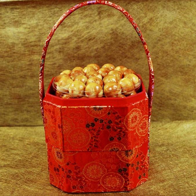 

A.Anadara Hampers Imlek Nastar