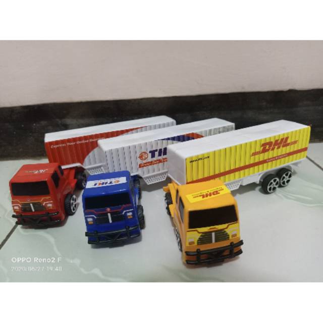 OCT 6355 mainan mobik truck ekpedisi isi 3 / mainan mobil express jne jnt dan dhl pull back panjang