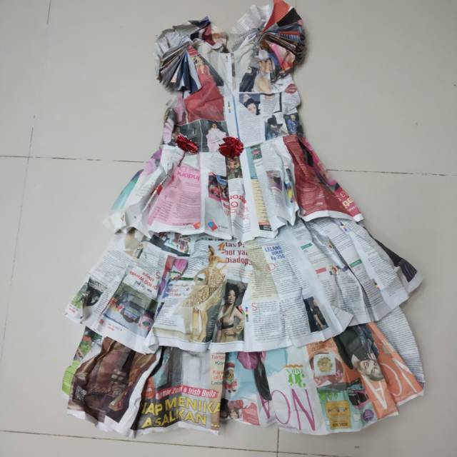 Baju Daur Ulang Koran 9 Th Permpuan
