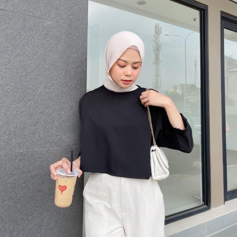 STACY OVERSIZE CROPTOP | BLOUSE STACY OVERSIZE CROP WANITA