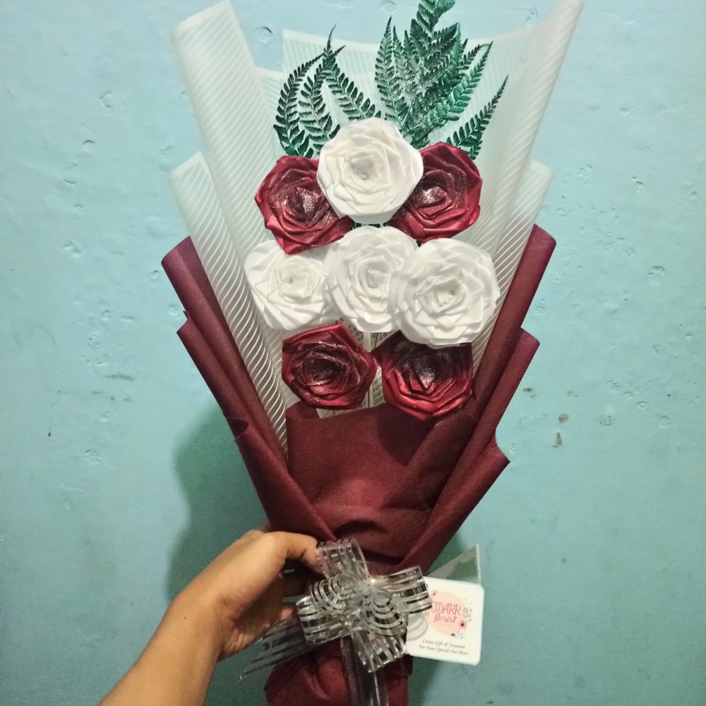 Buket Satin Mekar / Buket Hadiah Wisuda / Buket Unik / Buket Kekinian