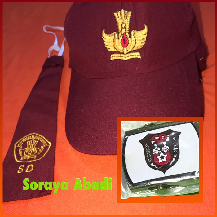 Paket Topi SD MERAH POLOS + Gesper + Dasi BORDIR SD PEREMPUAN