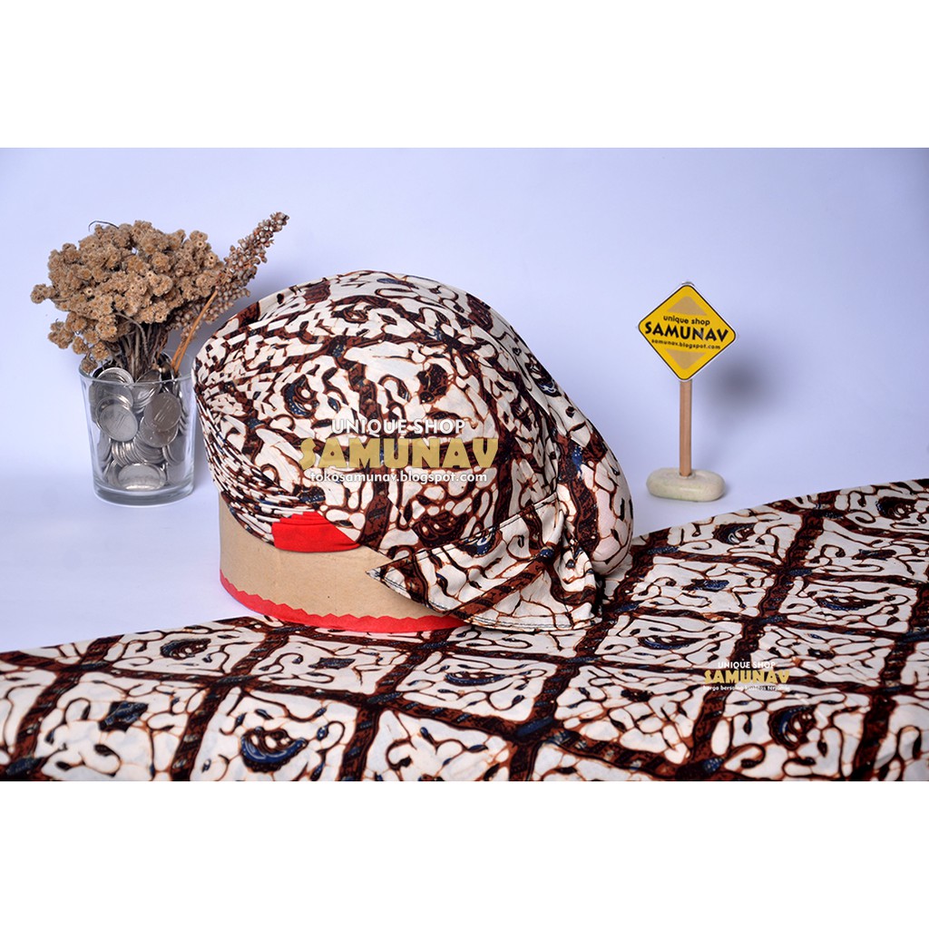 Paket Kain jarik dan Blangkon Jogja mataram Halus motif Sido Mukti