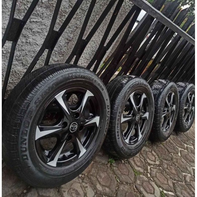 4 Velg r14 PCD 114+ Ban 185/70  avanza xenia futura carry kijang panther