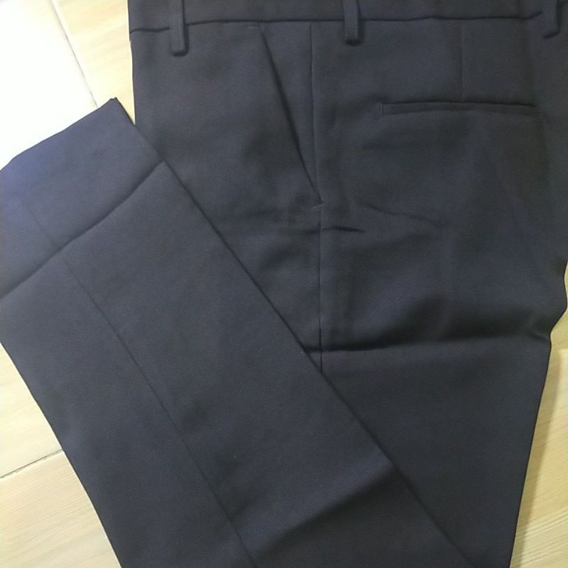 Celana kantor slim fit pria coklat pramuka