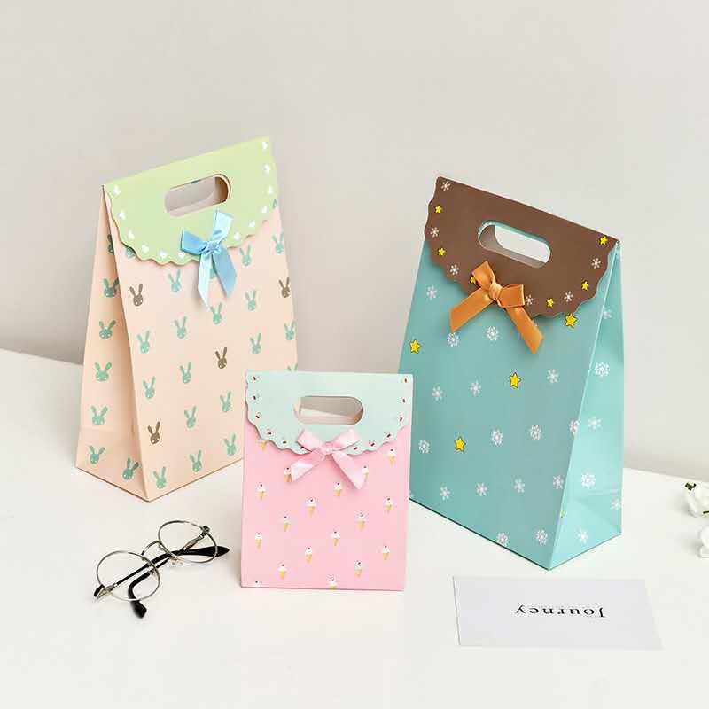 PAPER BAG / 16,5x12,5x6CM / PAPERBAG KECIL / TAS KERTAS / TEMPAT KADO HADIAH / SOUVENIR BOX KECIL