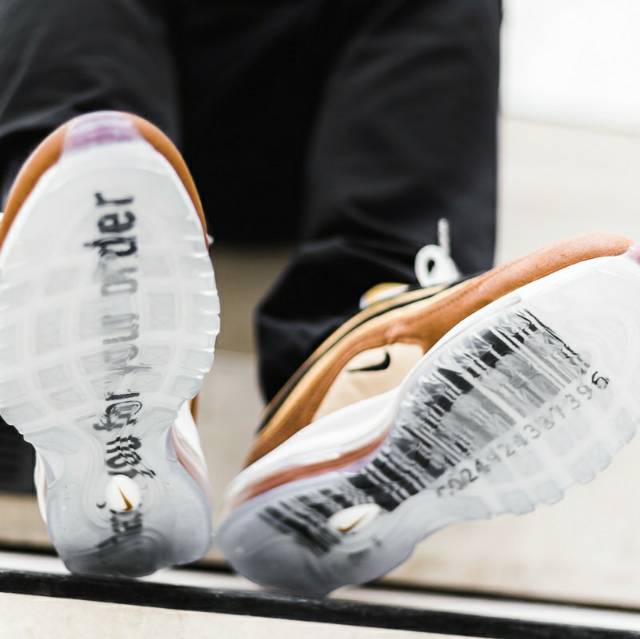 nike air max barcode