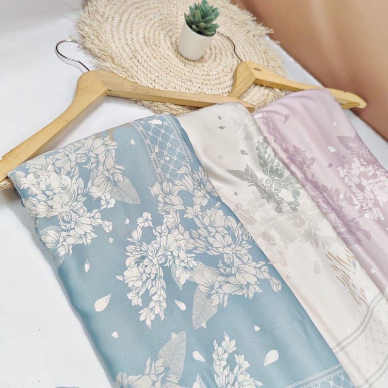 Mukenah armani silk premium