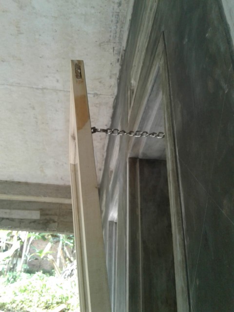 Rantai Kunci Pintu Jendela Bahan Stainless Steel Anti Maling Dengan Sekrup Untuk Keamanan Hotel