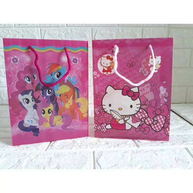 

Tas Souvenir Ulang Tahun Uk 23x27.5x8cm