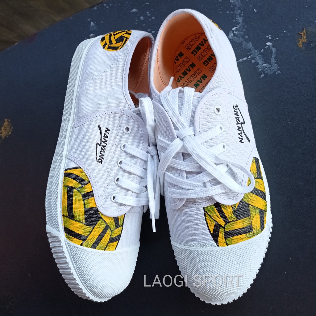 SEPATU NANYANG CUSTOM NAMA MOTIF TAKRAW