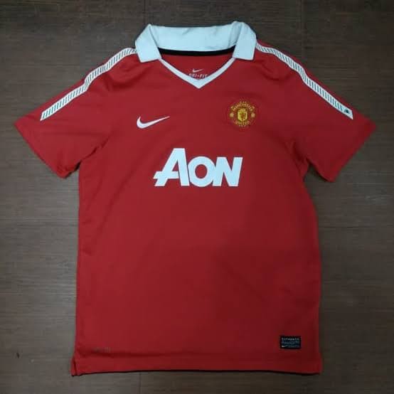 Jersey Baju Bola MU Retro 2010 2011 Grade Ori Top Quality