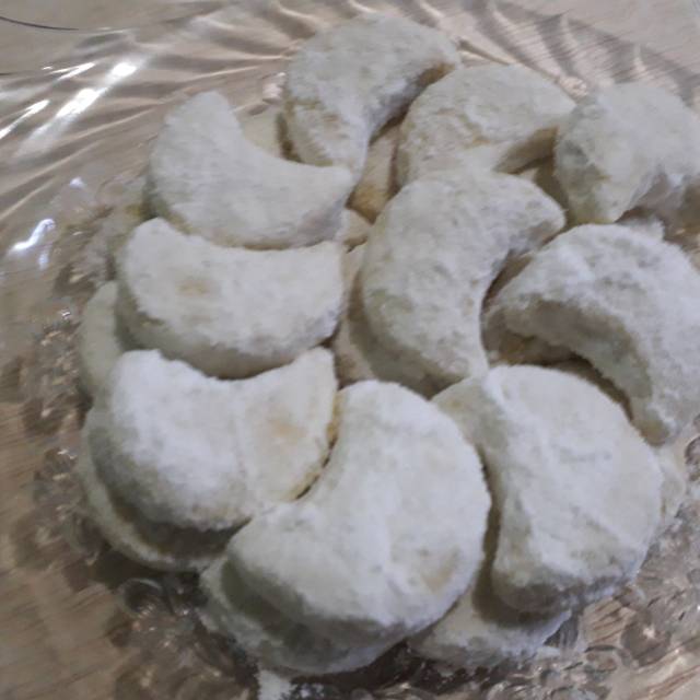 

Kue kering putri salju kacang mede / kuker putri salju spesial / cookies natal dan lebaran