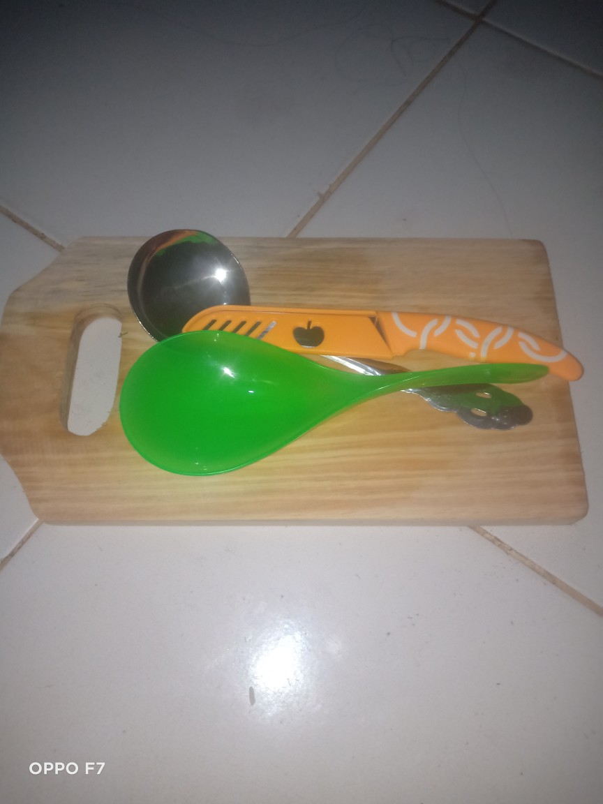 Centong Pelangi / Sendok Nasi / Plastik / Warna / Souvenir