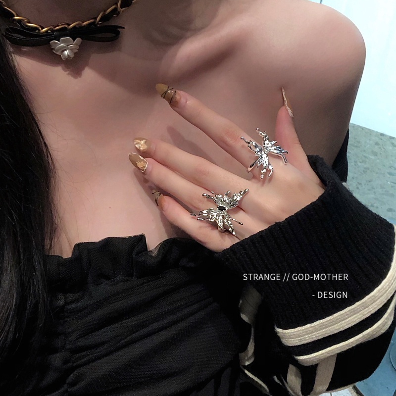 AY(CN) Cincin Model Terbuka Desain Kupu-Kupu Hias Berlian Imitasi Warna Hitam Untuk Wanita