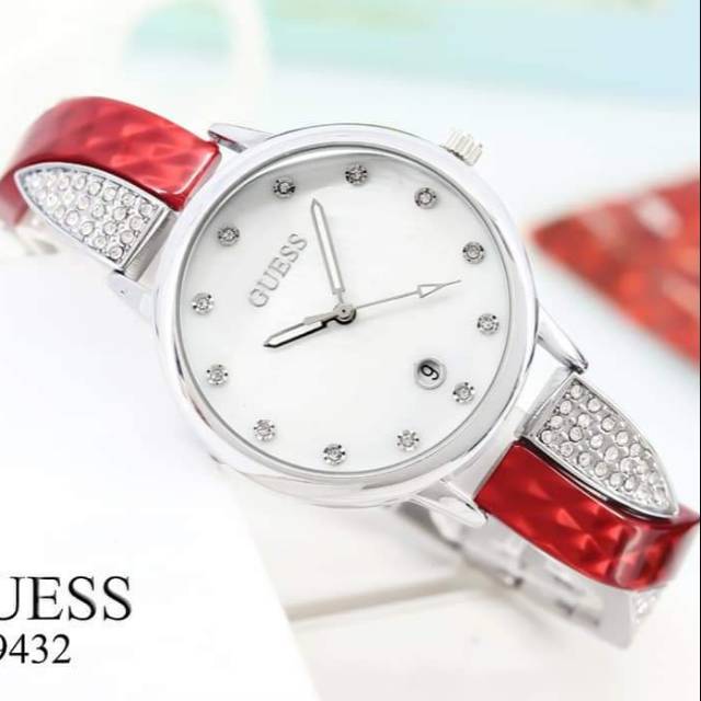 JAM TANGAN GUESS FASHION