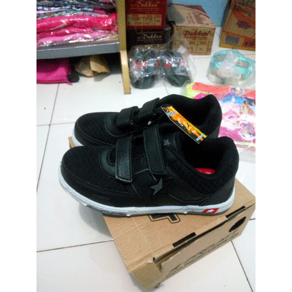Sepatu anak sekolah ProAtt