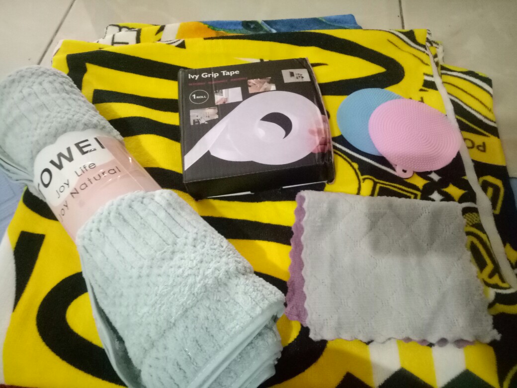 Handuk Karakter Design Extra Jumbo 90 X 175 Cm