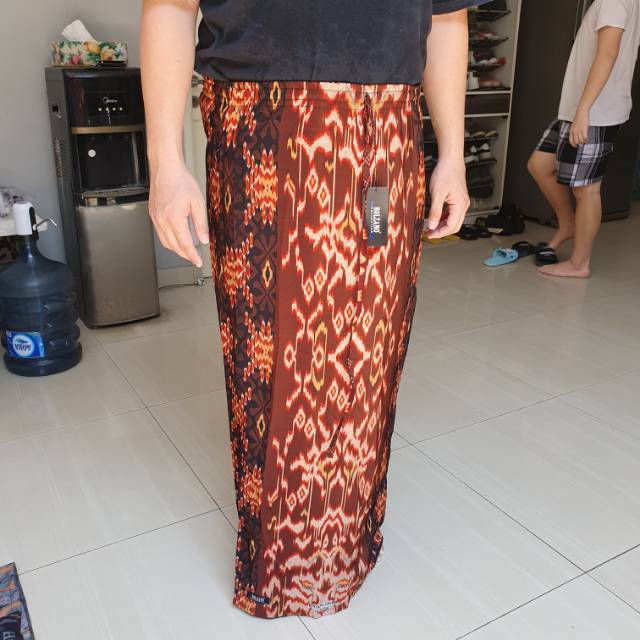 CELANA SARUNG PRIA SAMARINDA