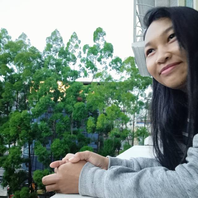 floraravenscadiona1982