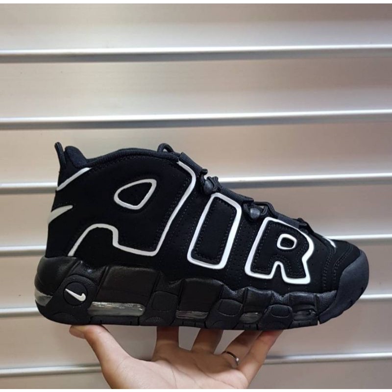 SEPATU NIKE UPTEMPO PREMIUM
