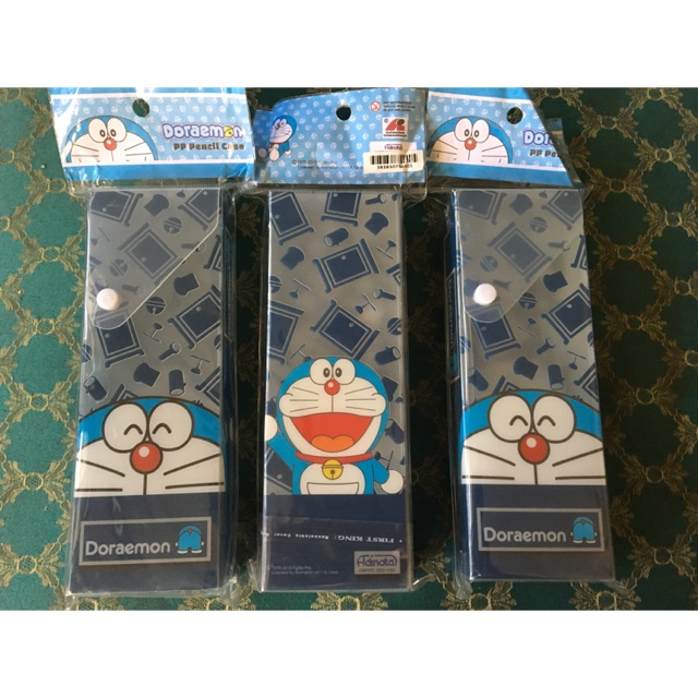 

Adinata Tempat Pensil motif Doraemon