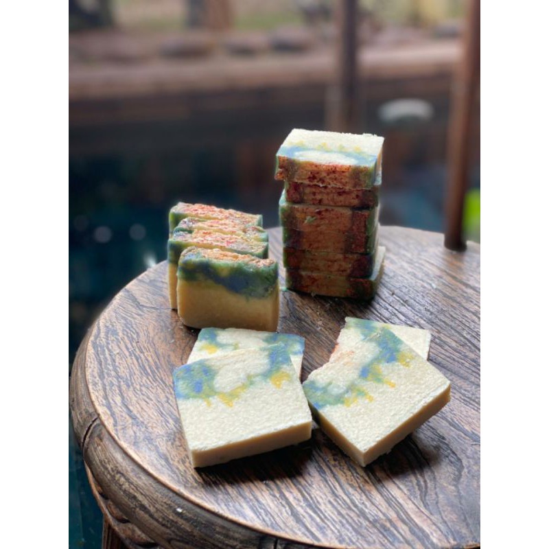 LA FLEUR NATURAL SOAP BAR with ALOE VERA
