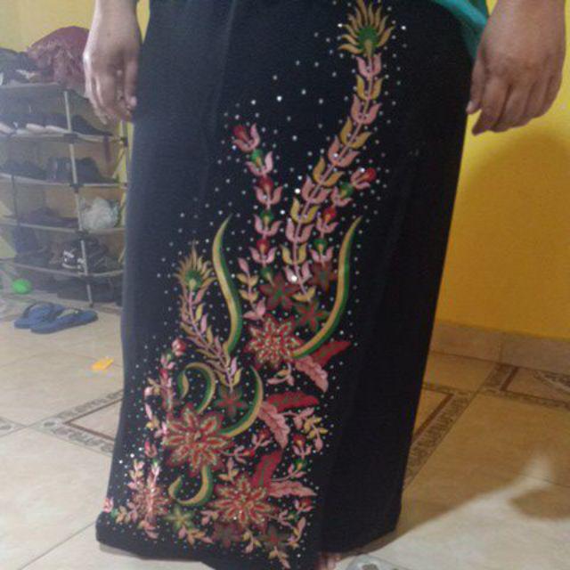 Rok Lilit Bordir Motif Setangkai Premium Quality / Setelan Kebaya / Setelan Brukat