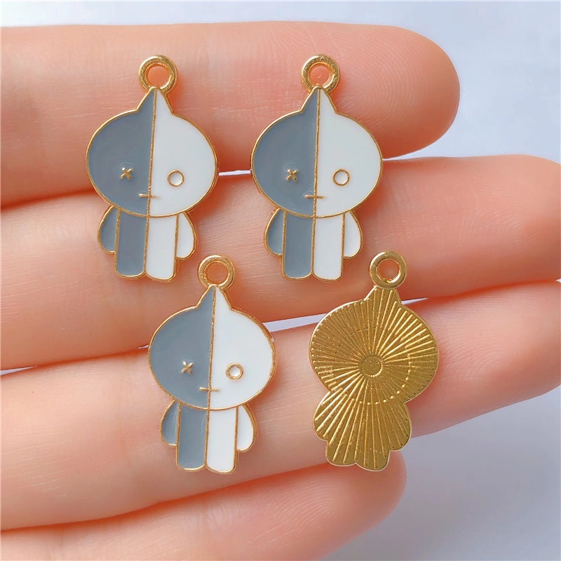 4 Pcs Liontin Kalung Anting Gelang DIY Bahan Alloy Enamel Motif Karakter Kartun