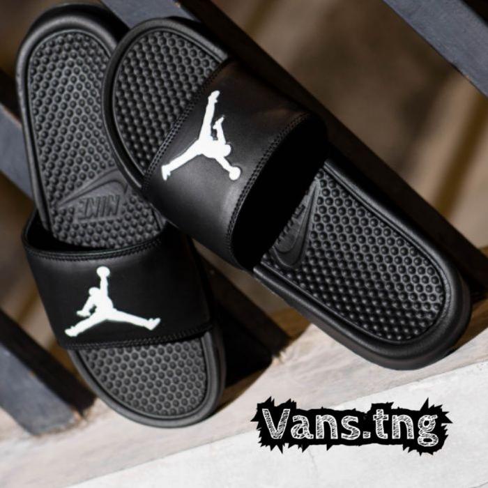 Sandal Slide Nike Air Jordan White Premium / Sandal Slop Nike Jordan/Sendal Flip-Flop pria wanita /S