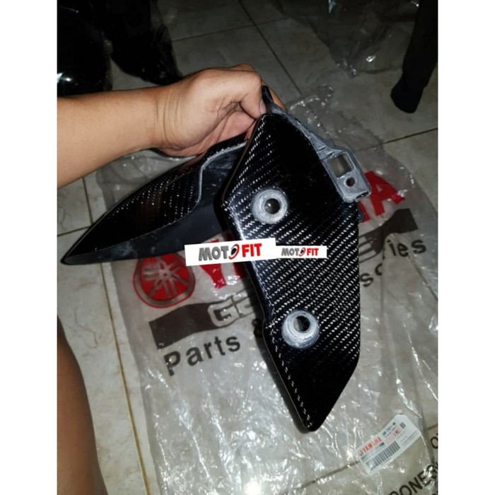 kupingan spakbord depan aerox part ori yamaha front fender aerox