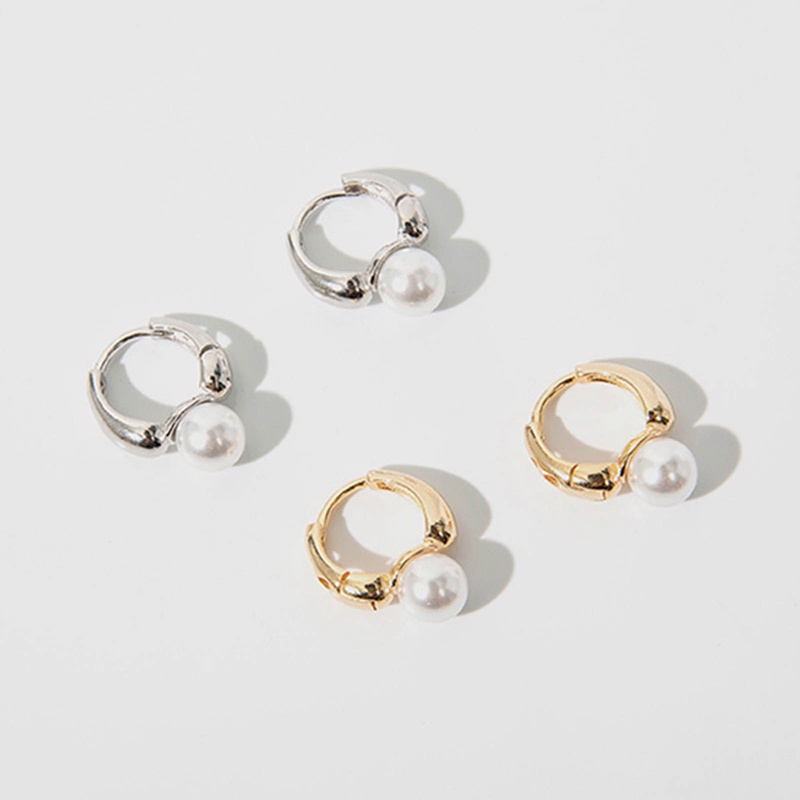 Anting Hoop Warna Silver Aksen Mutiara Gaya Korea Untuk Wanita
