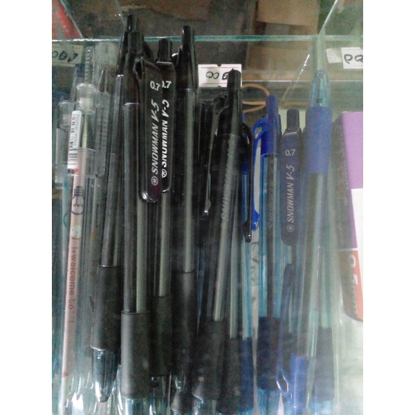

Pulpen / Bolpen / Ballpoint Snowman V-5 Fine Point
