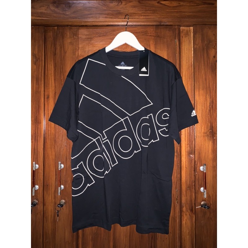 Adidias giant Tee original