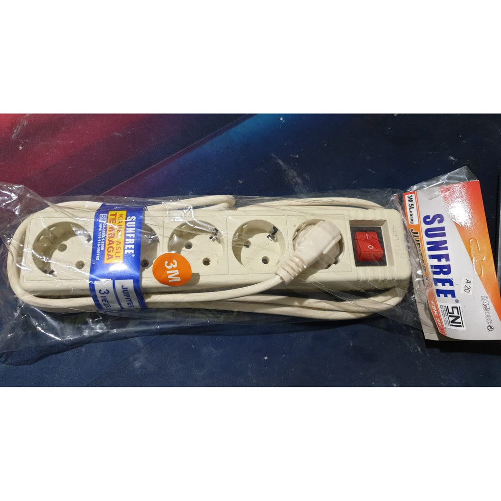 Stop kontak 5 lubang + kabel 3 meter