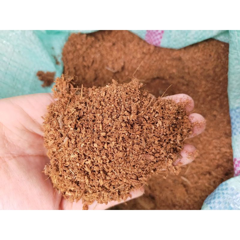 Media Tanam Cocopeat kering - 8 Liter