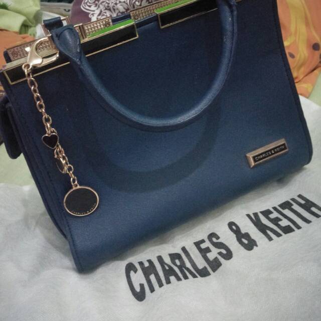 Tas Charles n keith